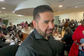 Es distracción política: Francisco Sánchez por denuncia contra su esposa 