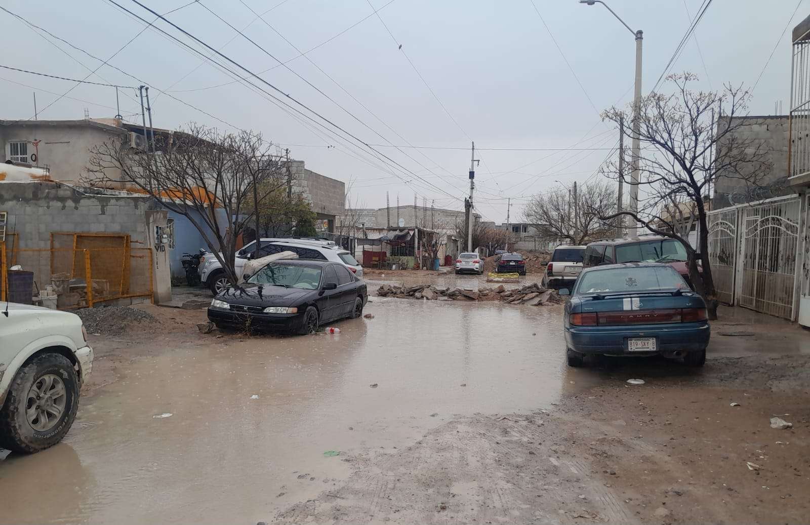 Continúa recolección de basura y suspenden rutas en zonas de riesgo