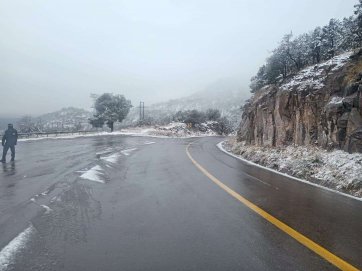 Reportan 11 municipios con nieve por paso de tormenta invernal 