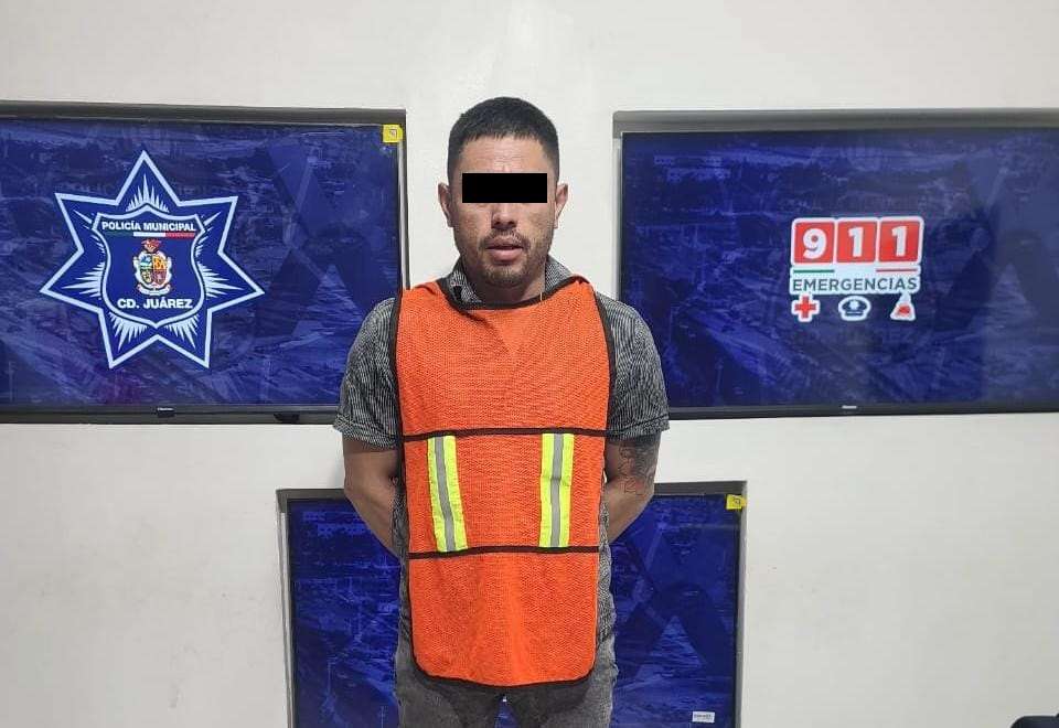 Arrestan a presunto implicado en robos con violencia a comercios