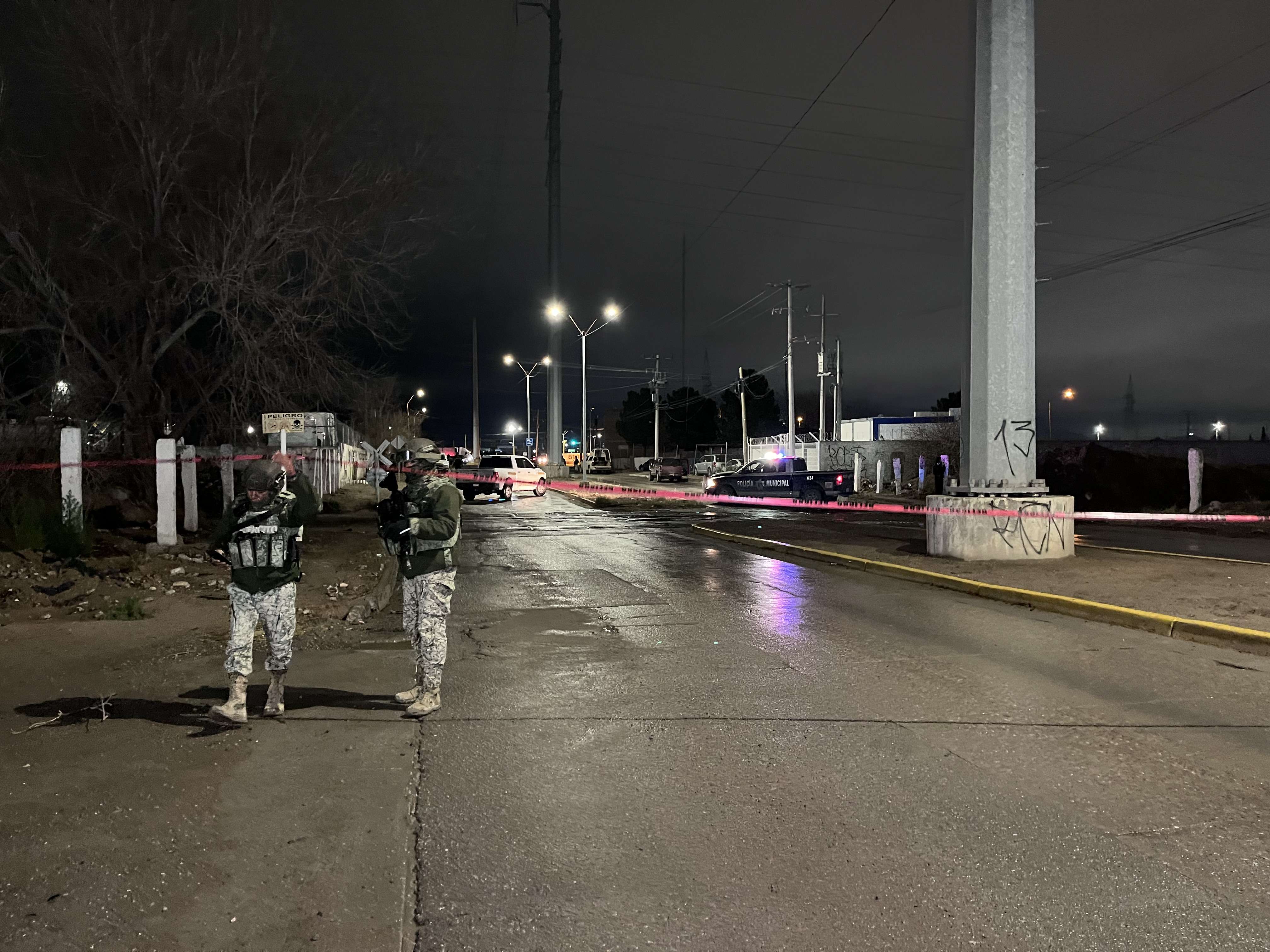 Levantón en Barranco Azul; aseguran arma y camioneta
