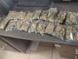 Detienen  a 2 con marihuana en bar de Cuauhtémoc