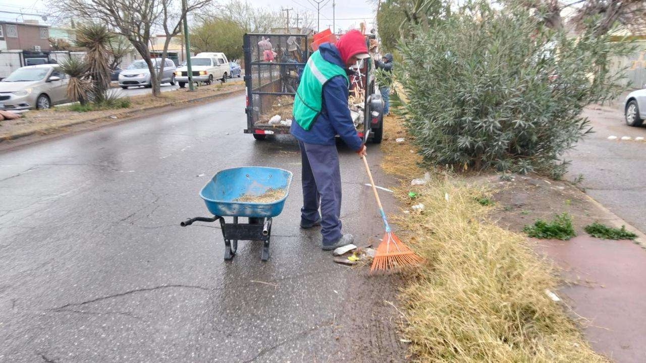 Siguen mejoras urbanas; piden precaución por trabajos en puentes