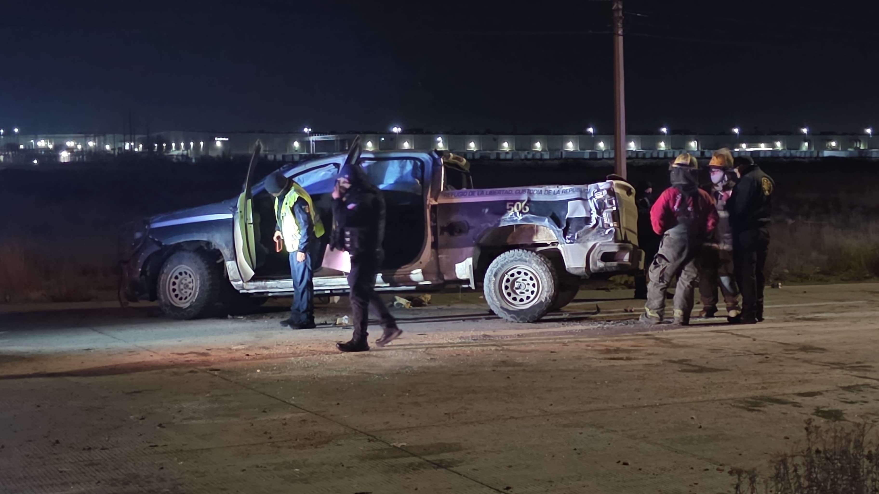 Agentes municipales resultan lesionados tras volcadura de patrulla