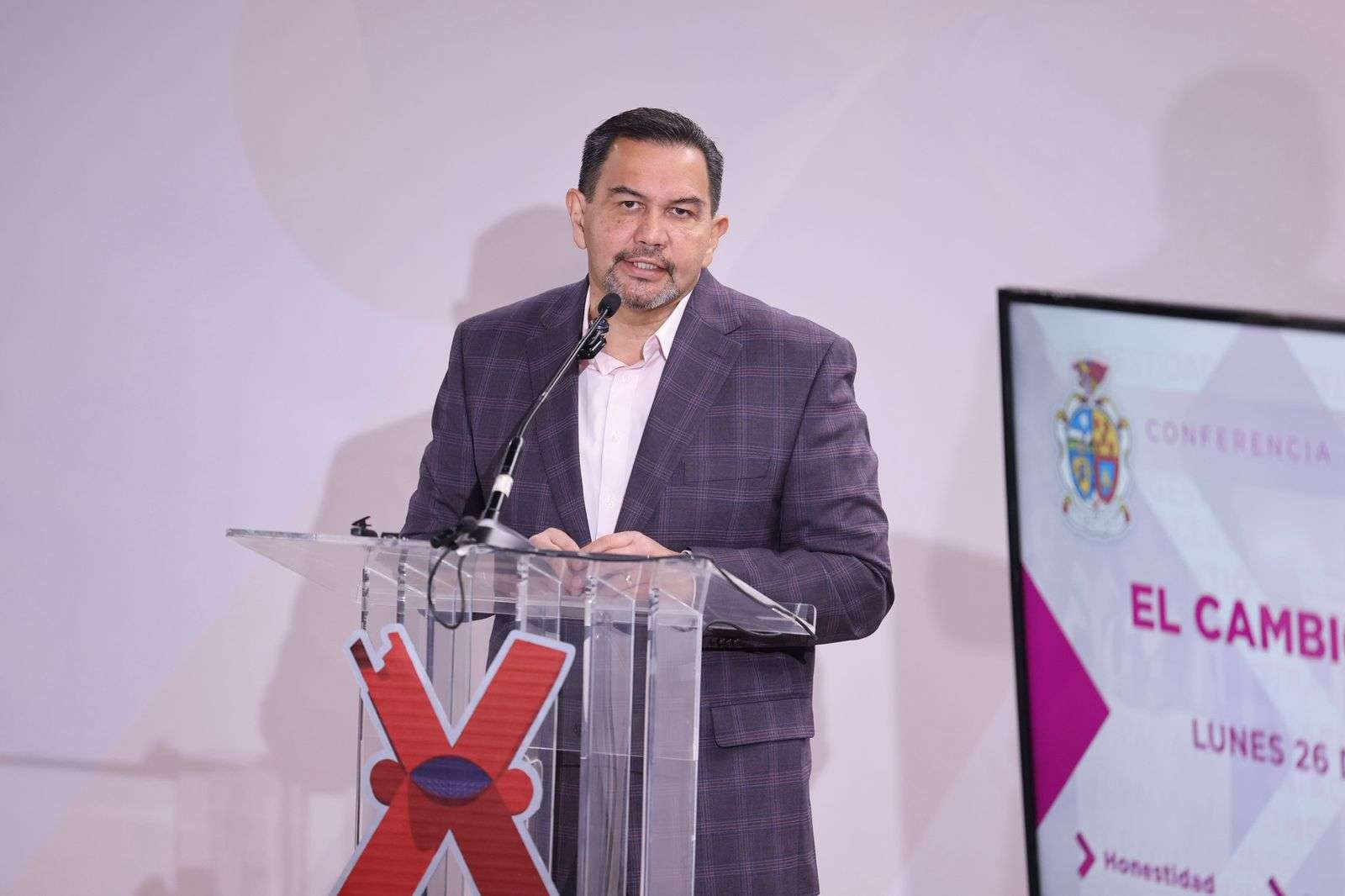 Nepotismo panista bajo lupa del alcalde Pérez Cuéllar 