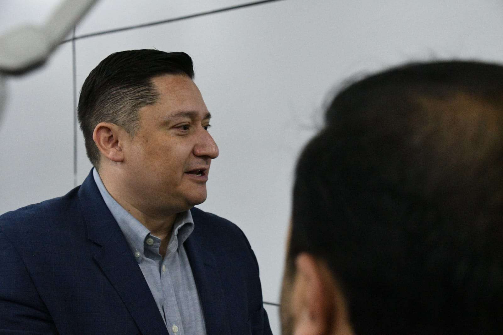 Va Diputado por reforma para reducir animales en situación de calle
