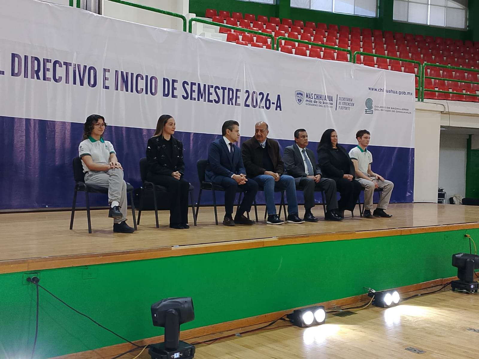 Realiza Cobach toma de protesta de 67 nuevos directivos