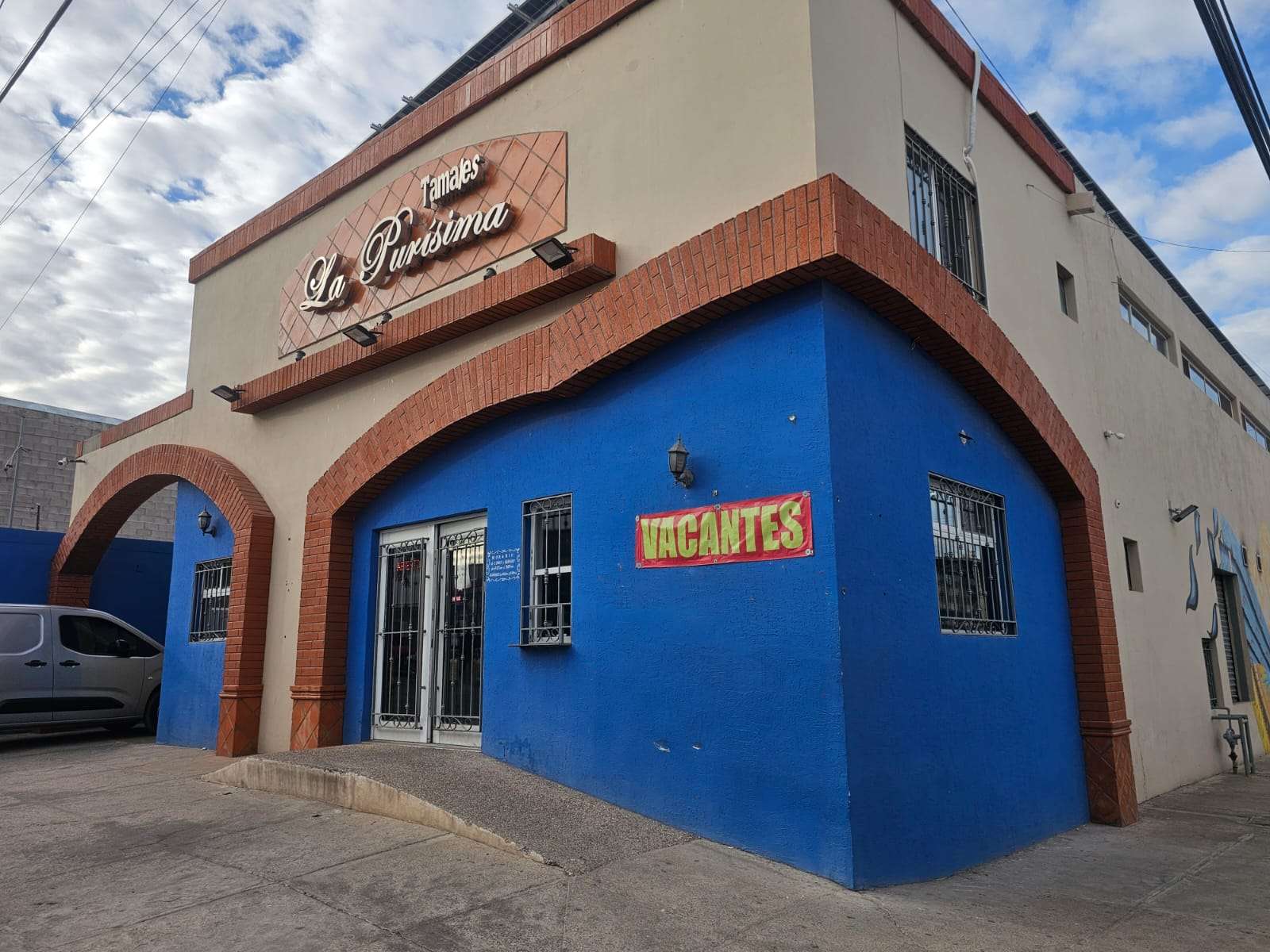 Se preparan chihuahuenses para el Día de la Candelaria con tamales y champurrado 