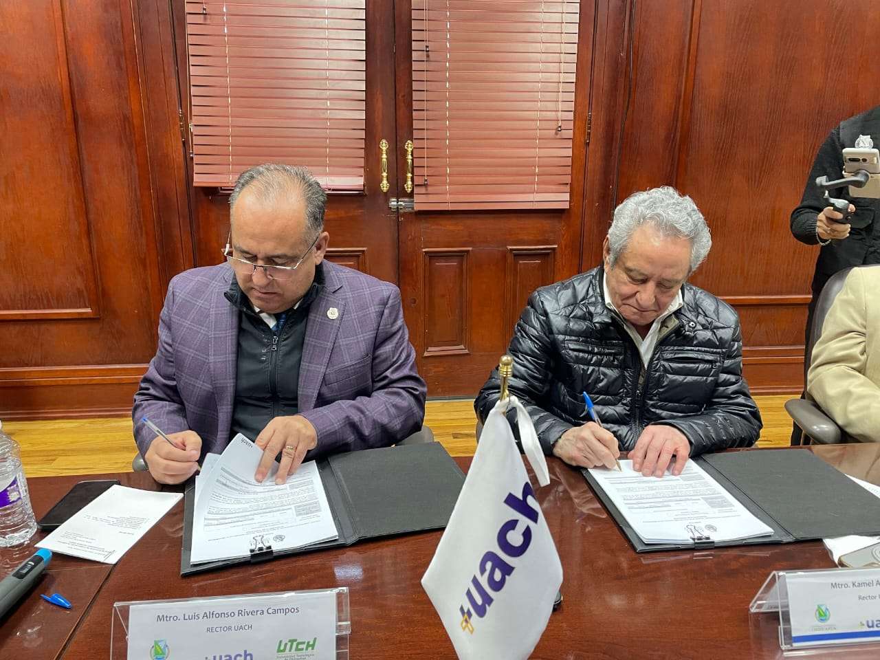 Llevará Uach el chino mandarín a la Utch gracias a convenio 