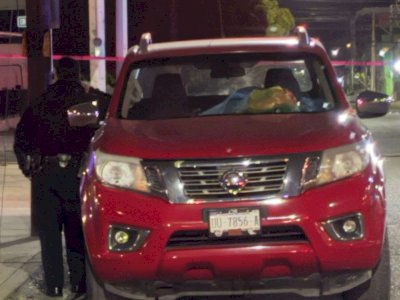 Muere adulto mayor al interior de su auto en San Felipe 