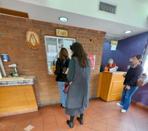 Se preparan chihuahuenses para el Día de la Candelaria con tamales y champurrado 
