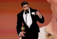 Arremete Bad Bunny contra ICE en los premios Grammy