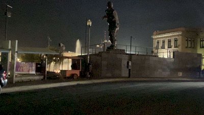 Exigen reparación de alumbrado en parada de camiones Fuentes Danzarinas