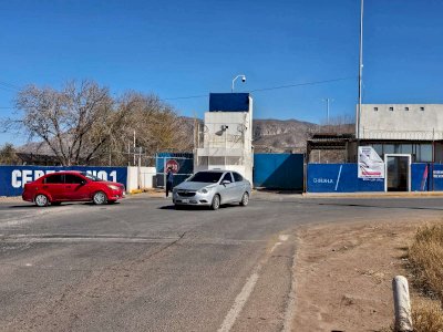 Confirman riña entre Los Doblados y el Señor de la V en cereso de Aquiles Serdán