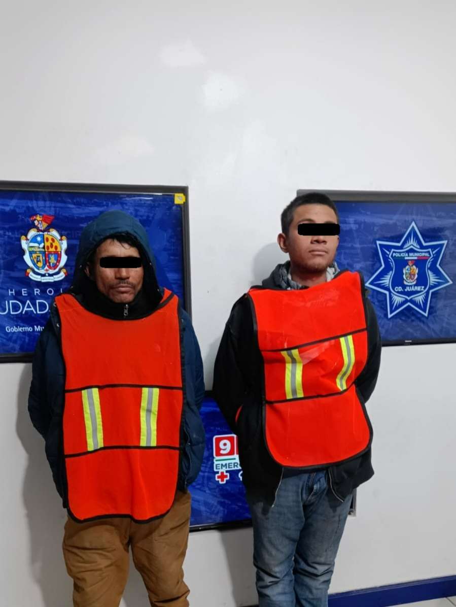 Roban ataúd de la Funeraria del Carmen; los detienen