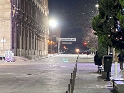 Lucen vacías calles del centro por día de asueto 