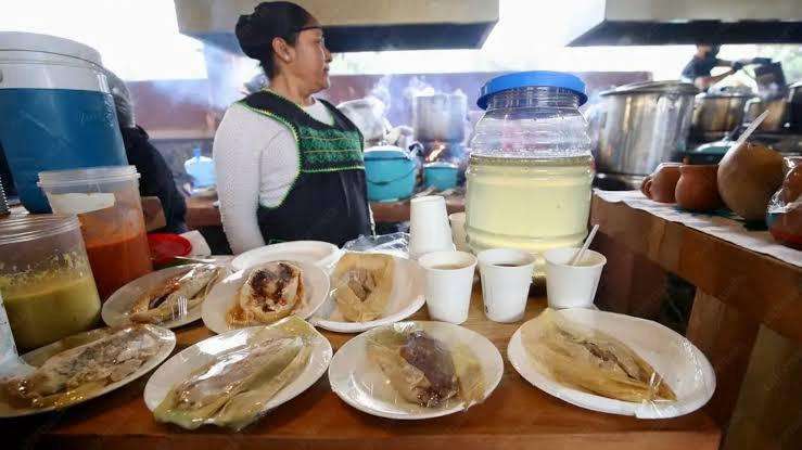 Fortalece La Candelaria venta de tamales 