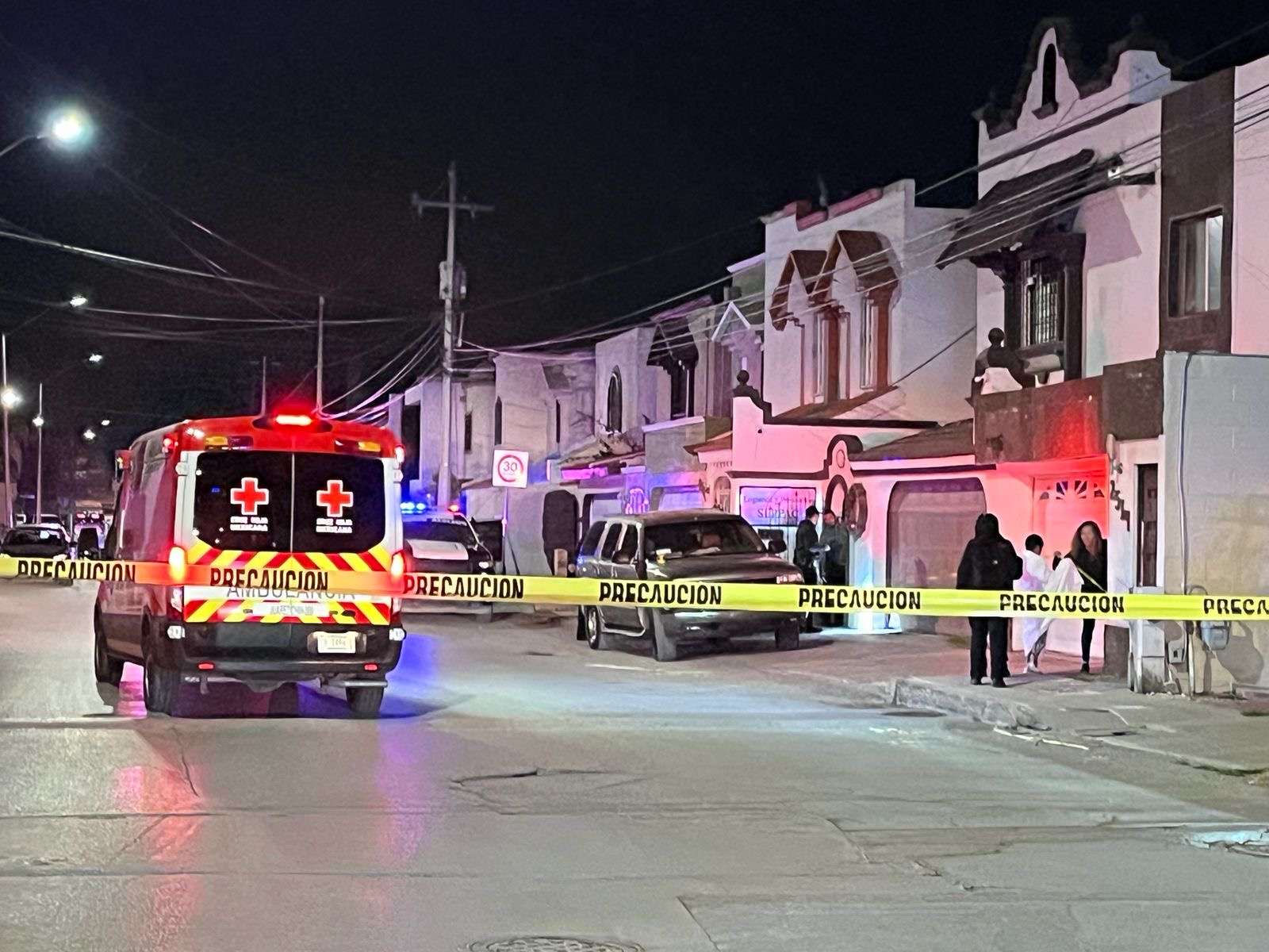 Asesinan a hombre frente a sus hijos en fraccionamiento Los Manantiales