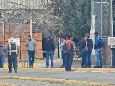 Consume incendio bodega en planta Vitromex