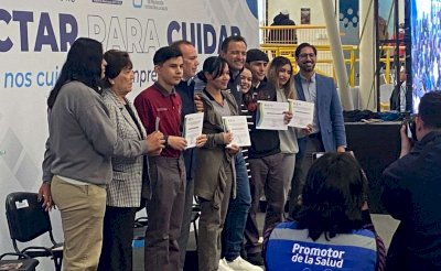 Entrega Marco Bonilla reconocimientos a estudiantes del programa Pares