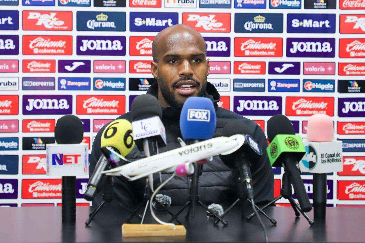 Anticipa Estupiñán un duelo clave ante Pachuca en la Jornada 5