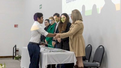 Certifican a 99 egresados en oficios técnicos en Cuauhtémoc 