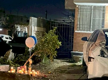 Despiden con veladoras a menor muerto en accidente de Arboledas