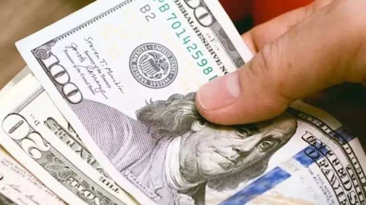 Dólar débil sacude a la frontera: Canaco