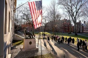 Rompe el Pentágono vínculos académicos con Harvard