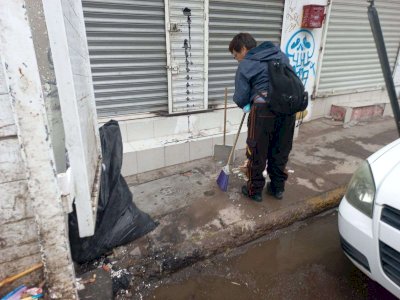 Limpia Servicios Públicos basura acumulada en Quinta y Manuel Doblado