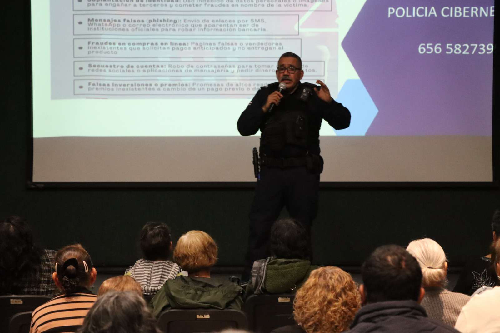 Ofrecen plática sobre seguridad para personas mayores 