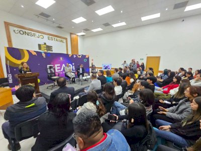 Impulsa IEE diálogo ciudadano en foro sobre democracia local