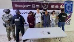 Detienen a cuatro con droga en la colonia Santa Rita 
