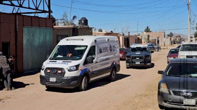 Muere aplastado por camioneta en taller mecánico