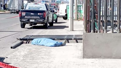 Muere aplastado por un barandal en la colonia Granjas 