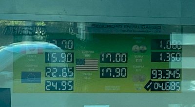 Sigue el dólar a $17.90 en casa de cambio Camnosa