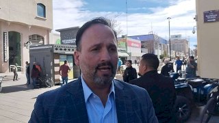 Aclara De la Peña que revisión de libros de texto gratuitos corresponde a la SEP