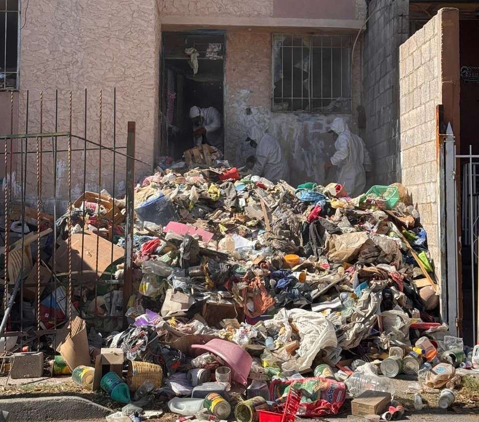 Retira Municipio 245 toneladas de basura de vivienda en el Saucito
