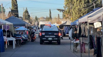Resulta con quemaduras por flamazo en tianguis de la Dale