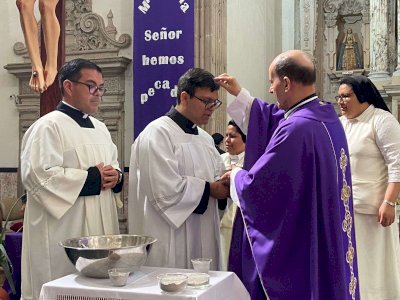 Inicia la Cuaresma con misa de Miércoles de Ceniza en Catedral 