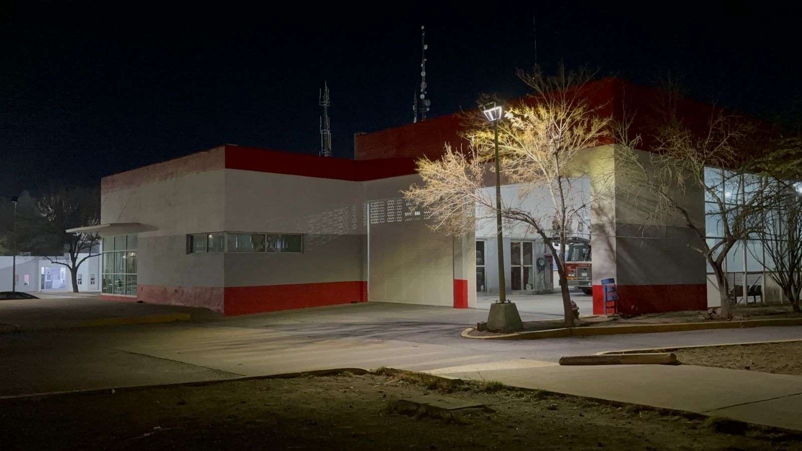 Cambian colores de las instalaciones del Heroico Cuerpo de Bomberos