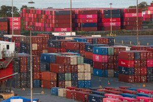 Beneficiarán Aranceles globales A México, opinan expertos