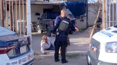 Intenta mover su camioneta y termina atropellado