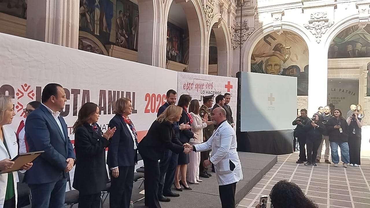 Reconoce Maru Campos labor de la Cruz Roja durante colecta 2026
