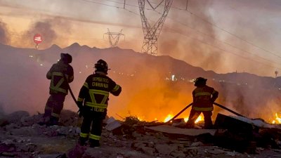 Sofocan bomberos incendio en predio de la Heroico Colegio Militar 