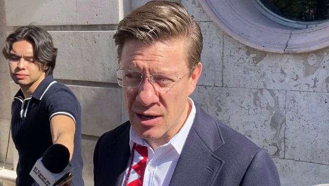 Difieren audiencia constitucional de Mápula; mañana darán nueva fecha