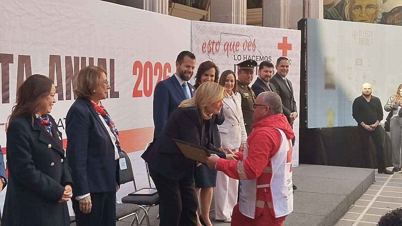 Reconoce Maru Campos labor de la Cruz Roja durante colecta 2026