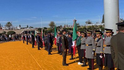 Rinden juramento 18 escoltas de escuelas nivel básico y medio superior