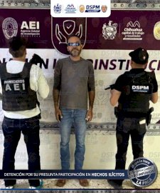 Recuperan en la ciudad Mercedes Benz robado en Sinaloa