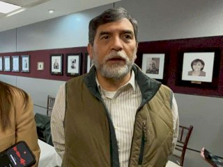 Proyectan renovación integral de semáforos por fallas 